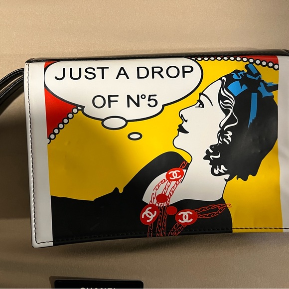 CHANEL Vintage Chanel Clutch 1990s 'JUST A DROP OF NR. 5' - Picture 6 of 6